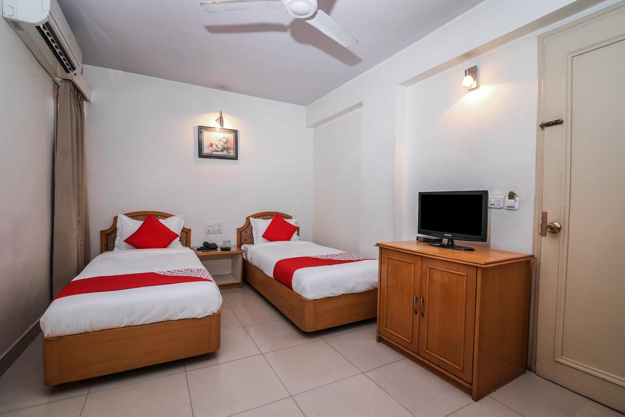 Oyo 15359 Hotel Kachandeep Dźajpur Zewnętrze zdjęcie