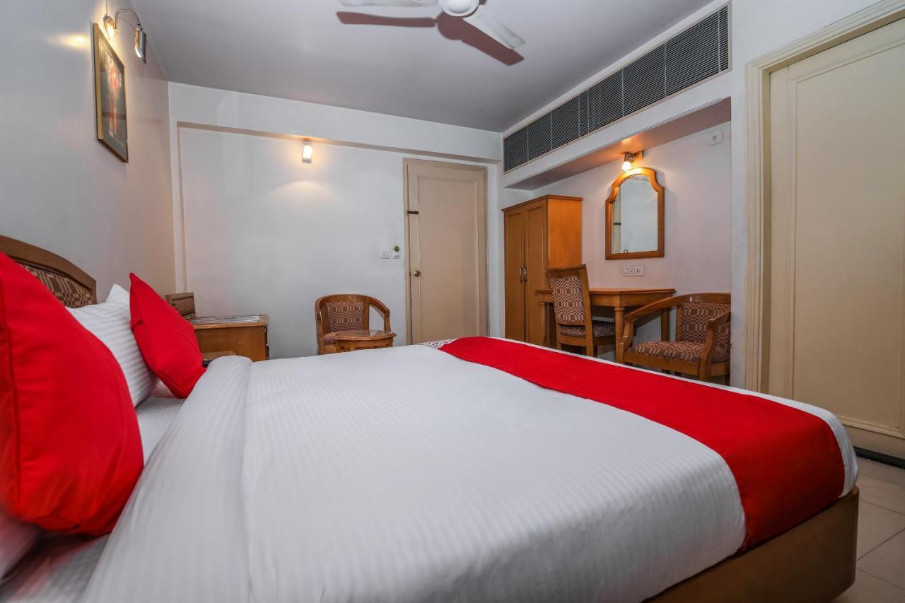 Oyo 15359 Hotel Kachandeep Dźajpur Zewnętrze zdjęcie