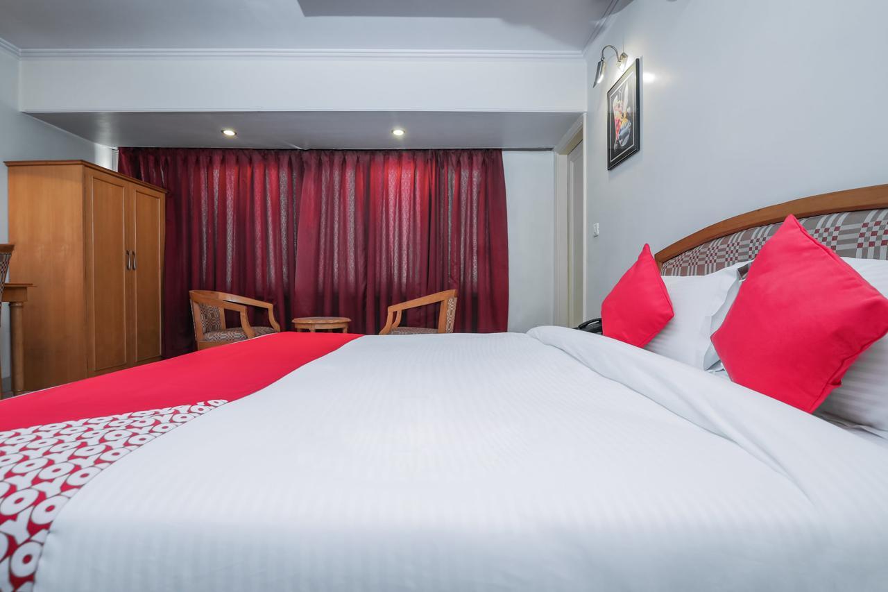 Oyo 15359 Hotel Kachandeep Dźajpur Zewnętrze zdjęcie